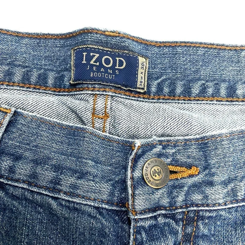 Izod Bootcut Men's size‎ 36x30 Medium Wash Blue Denim jeans